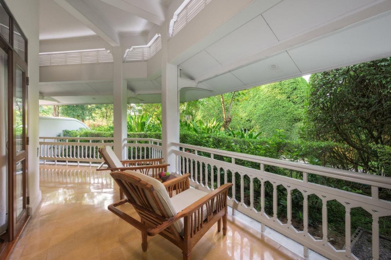 Centara Grand Beach Resort & Villas Hua Hin HHQ Exterior foto A balcony